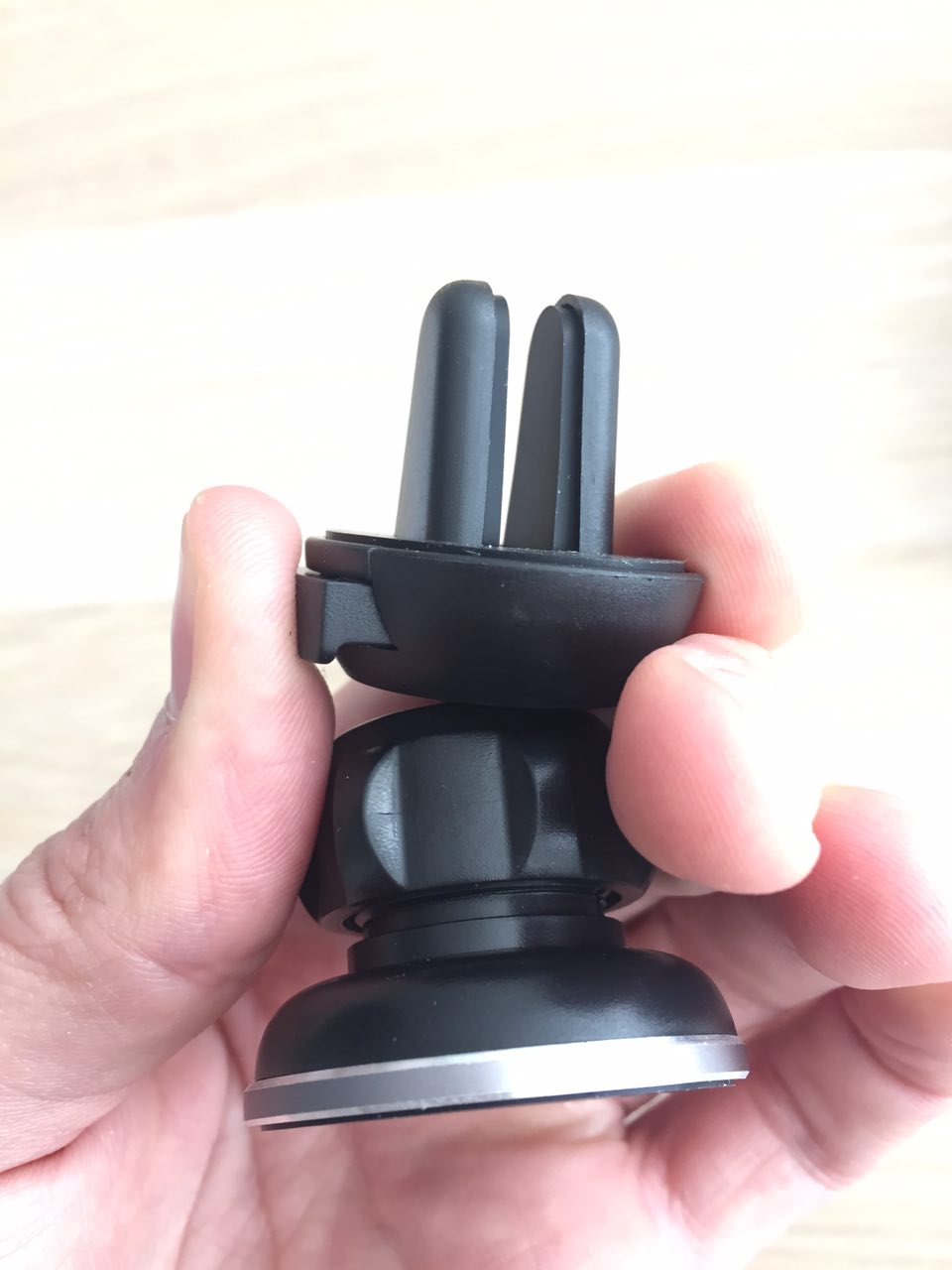 Магнитный автомобильный держатель Rock Universal Air Vent Magnetic Car Mount 2 в воздуховод, цвет "серый"